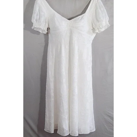 Adrianna Papell Dress Lacy Ivory Size 12 Lined Boho Embroidered Overlay Midi - Picture 4 of 16